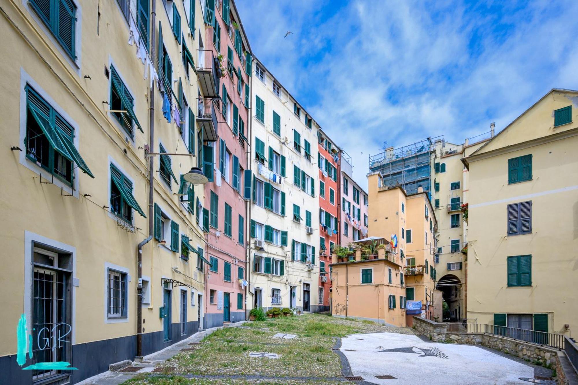 La Mansarda Sopra Campo Pisano - Genovainrelax Apartment Екстериор снимка